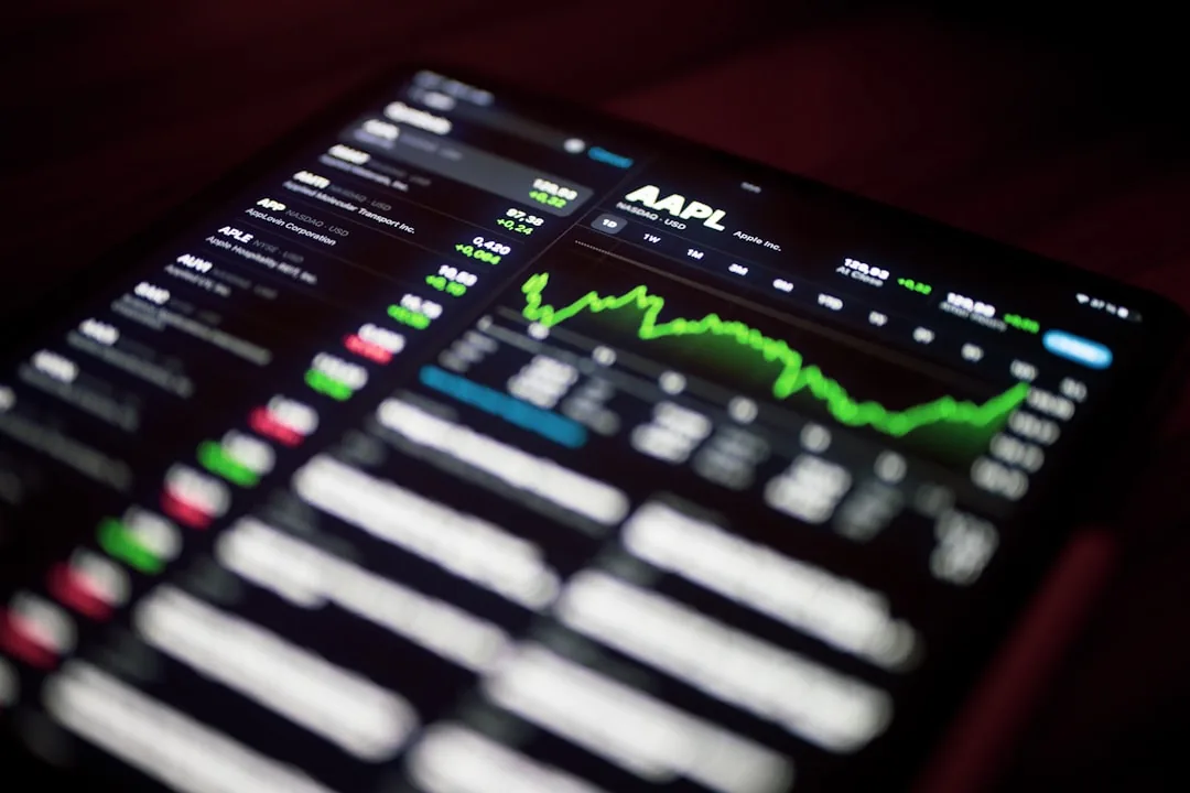 Interest Rate Cuts in 2026: What Happens to Stocks, Bonds, and Gold?